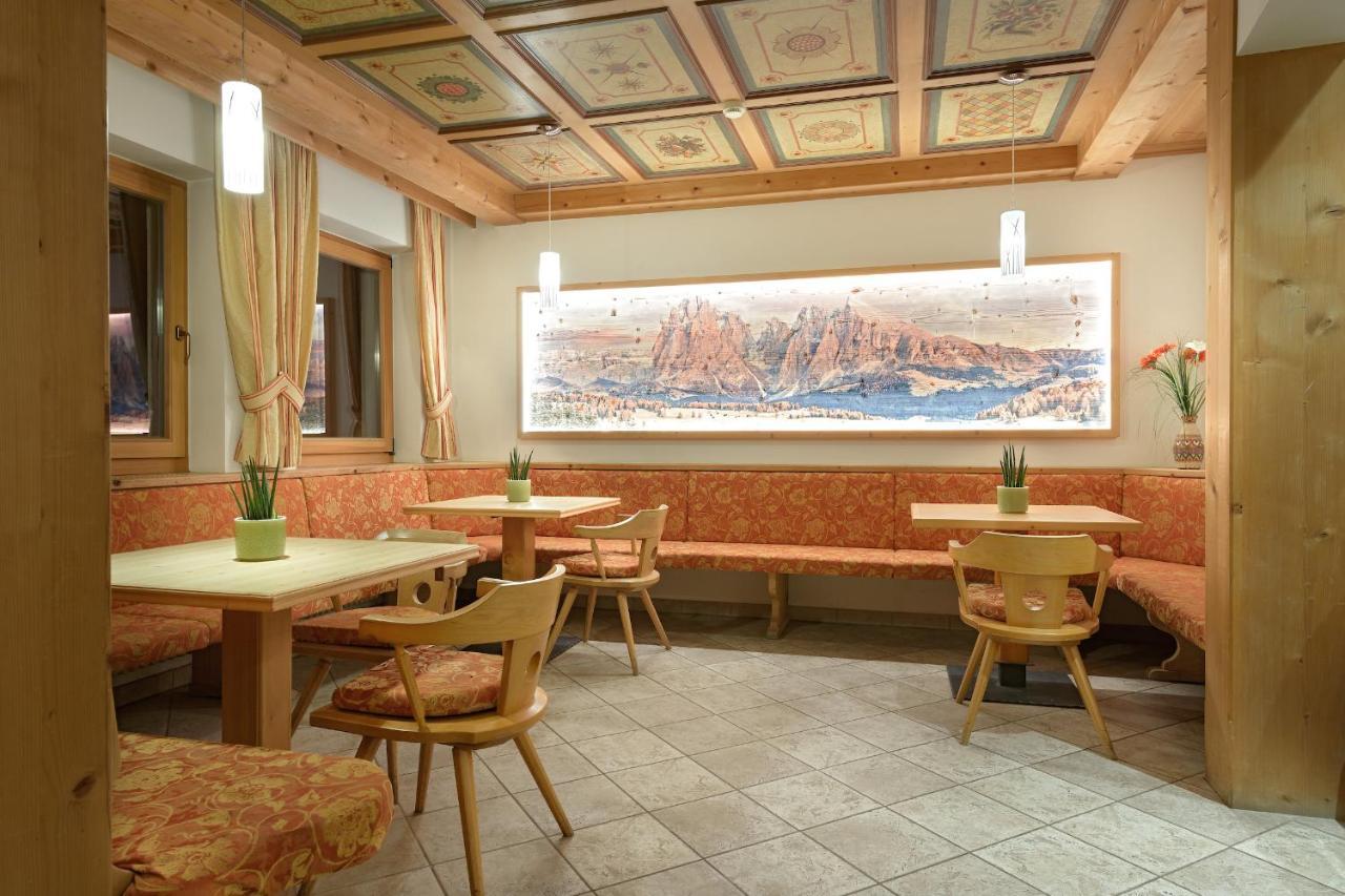 Hotel Ronce Ορτιζέι Εξωτερικό φωτογραφία