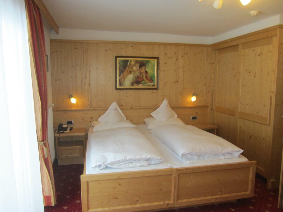 Hotel Ronce Ορτιζέι Εξωτερικό φωτογραφία